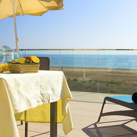 Apartamentos Voramar Castelldefels Exterior photo